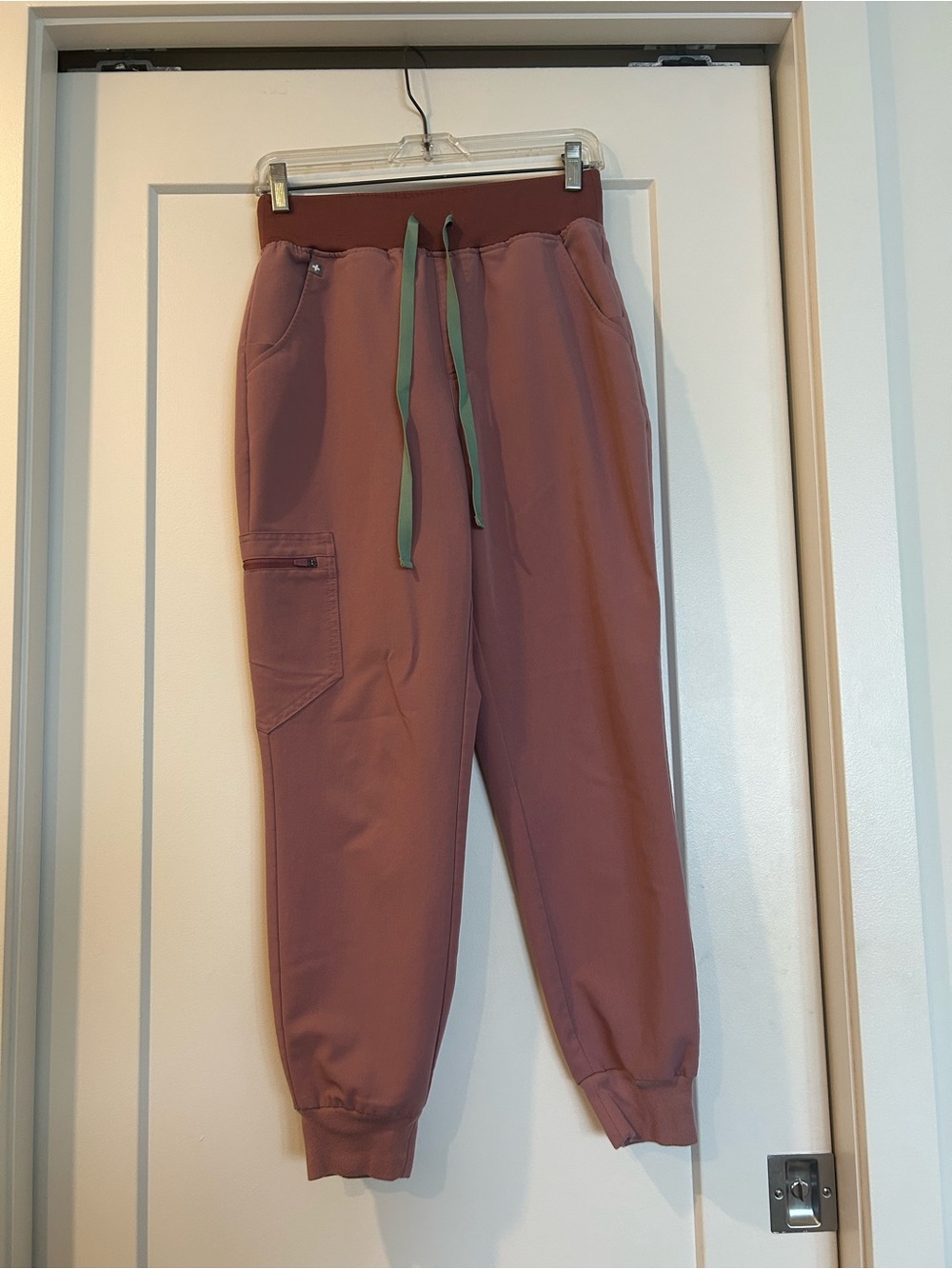 Figs Mineral Mauve Zamora Scrub Joggers